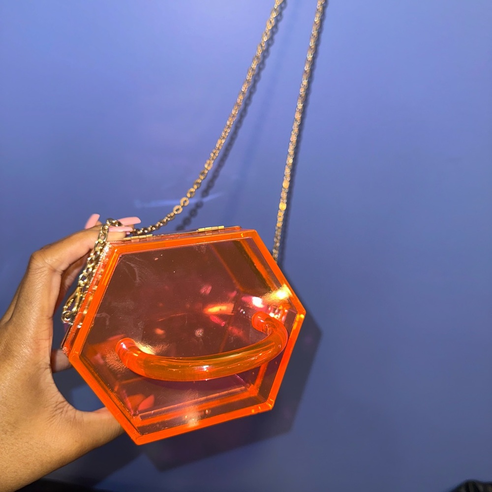 Hot pink purse - Picture 6 of 7
